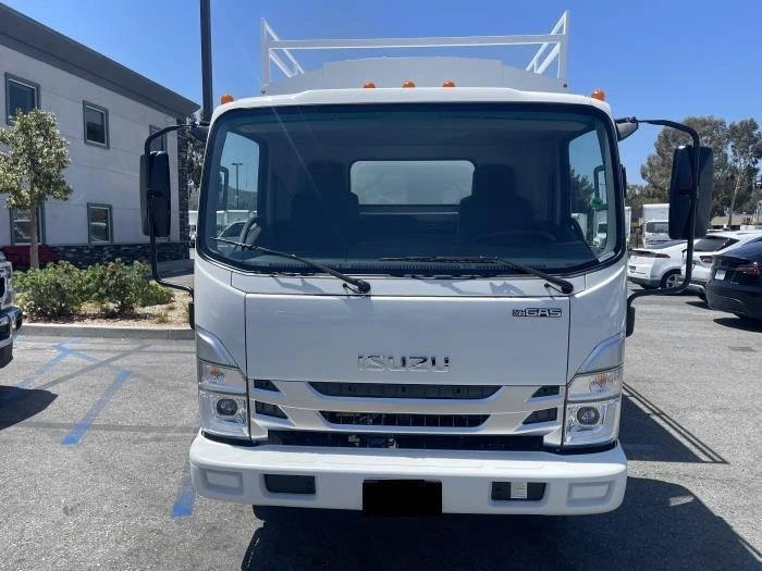 2025 Isuzu Elf - Image 5 of 12