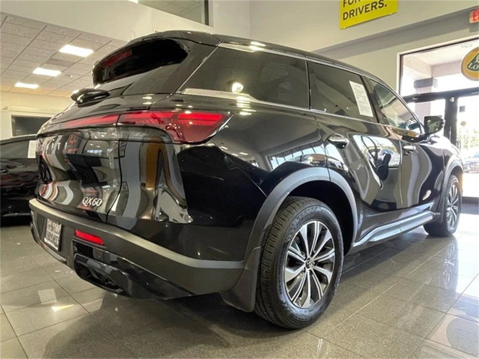 2025 Infiniti QX60 2nd Gen - Image 5 of 31