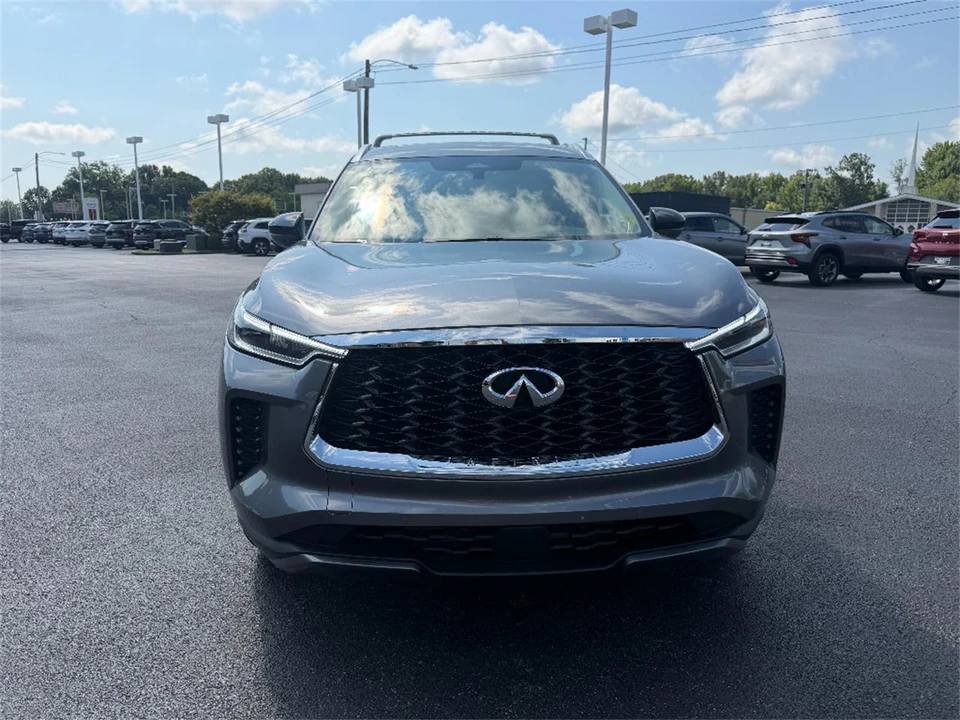 2025 Infiniti QX60 2nd Gen - Image 2 of 31