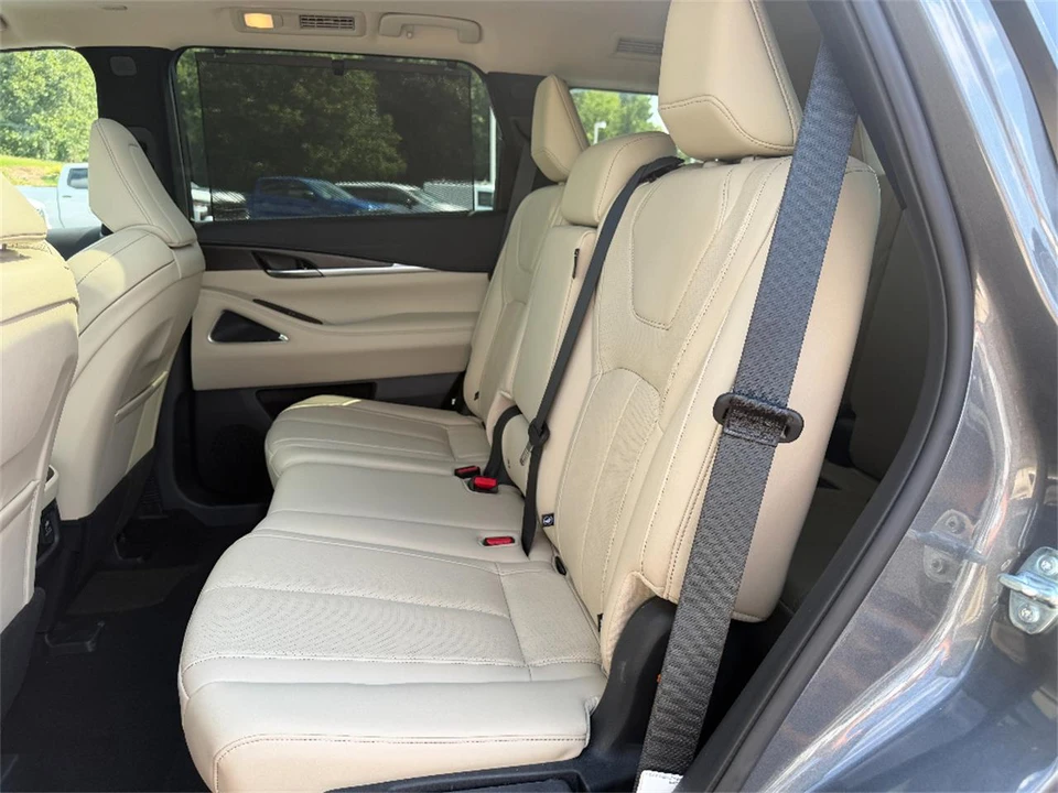 2025 Infiniti QX60 2nd Gen - Image 26 of 31