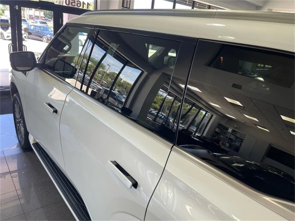 2025 Infiniti QX80 - Image 14 of 31