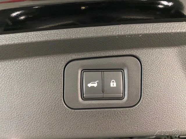 2025 Infiniti QX80 - Image 10 of 21