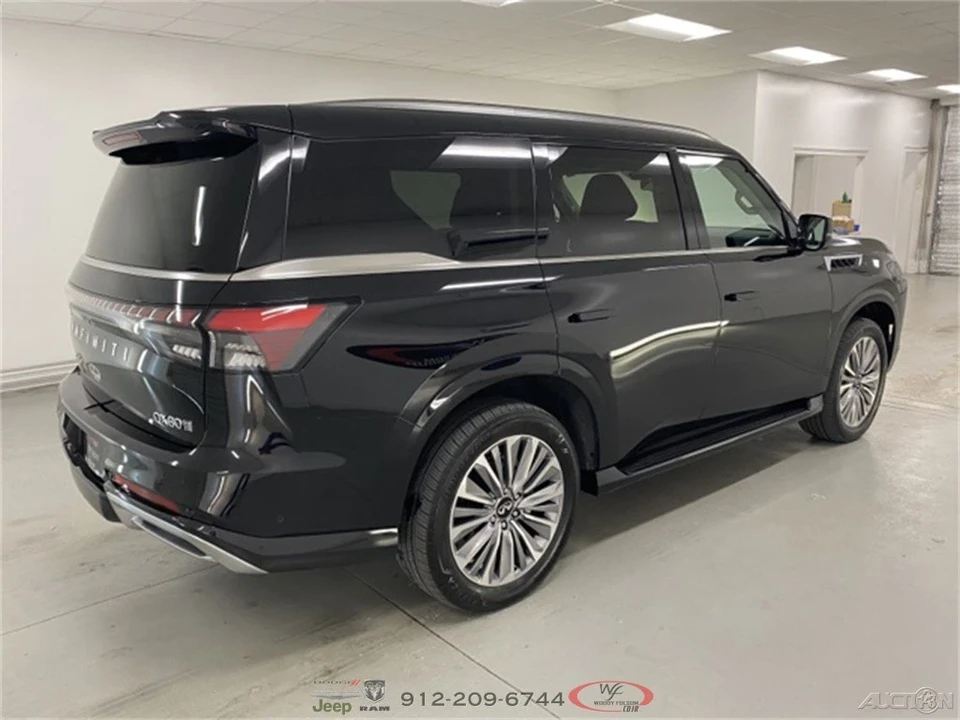 2025 Infiniti QX80 - Image 5 of 12