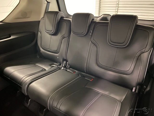 2025 Infiniti QX80 - Image 17 of 21