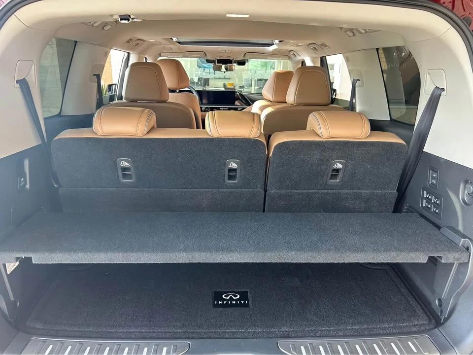 2025 Infiniti QX80 - Image 10 of 20