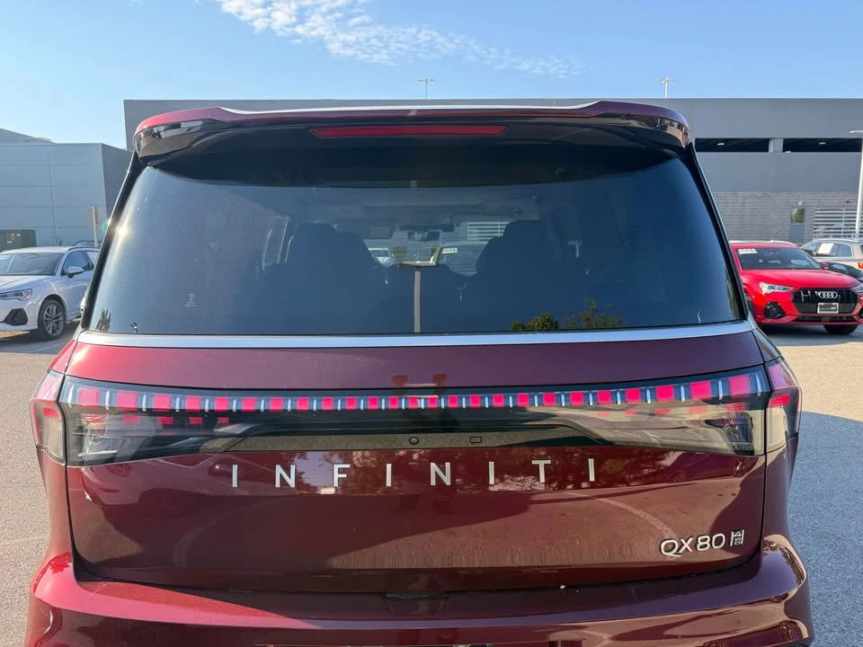 2025 Infiniti QX80 - Image 6 of 20