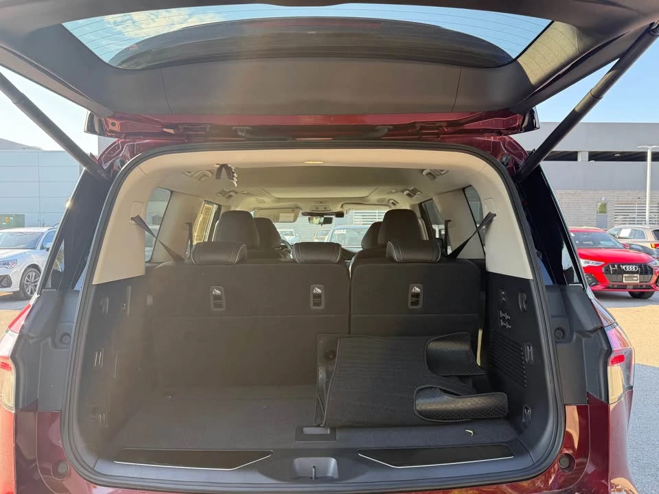 2025 Infiniti QX80 - Image 7 of 20