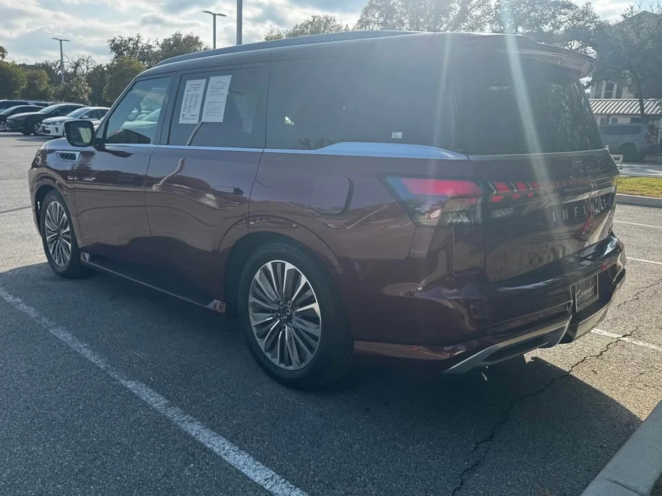 2025 Infiniti QX80 - Image 5 of 19