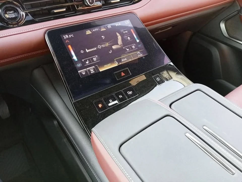 2025 Infiniti QX80 - Image 12 of 17