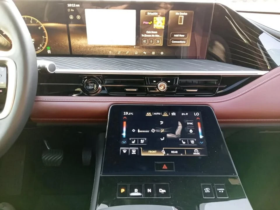 2025 Infiniti QX80 - Image 11 of 17