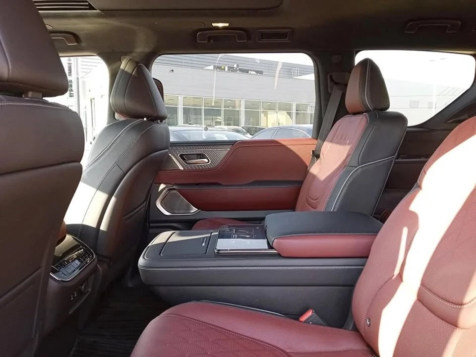 2025 Infiniti QX80 - Image 15 of 17