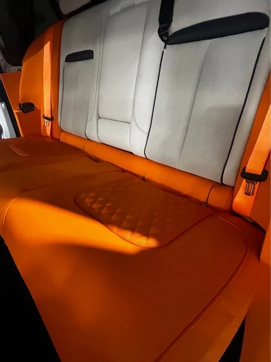 2025 Rolls-Royce Cullinan - Image 3 of 4