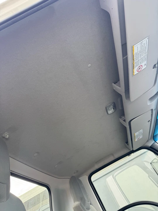 2025 Isuzu Elf - Image 14 of 17
