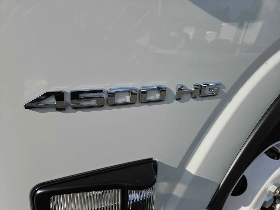 2025 Isuzu - Image 10 of 11