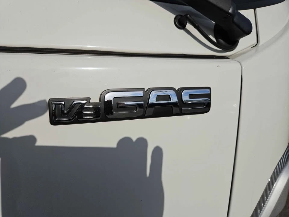 2025 Isuzu - Image 11 of 11