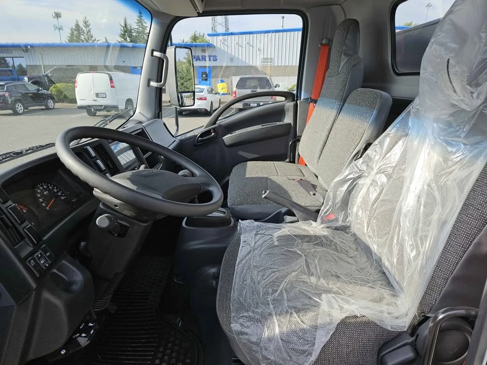 2025 Isuzu - Image 9 of 11