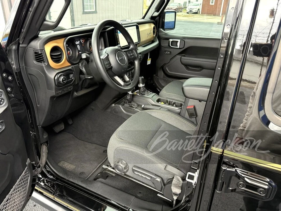 2025 Jeep JT Gladiator - Image 6 of 26