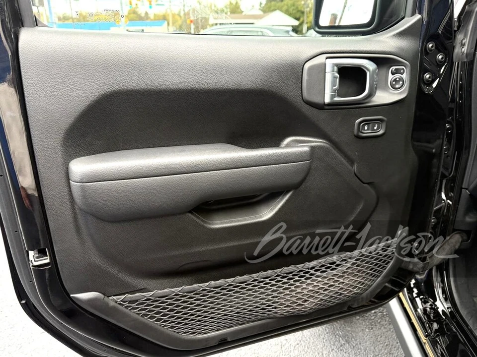 2025 Jeep JT Gladiator - Image 12 of 26