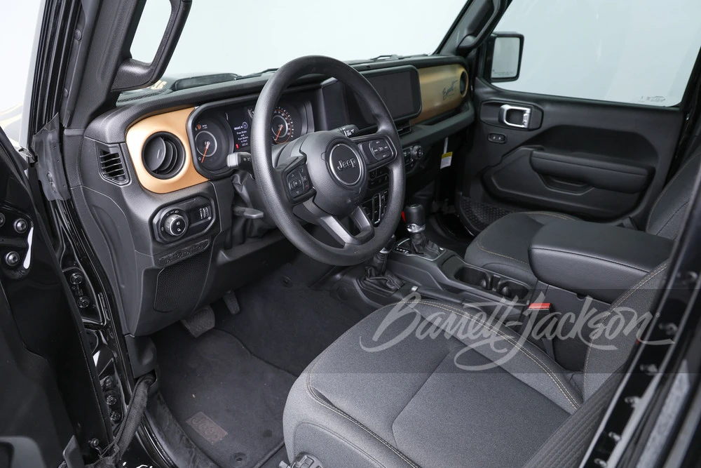 2025 Jeep JT Gladiator - Image 4 of 31
