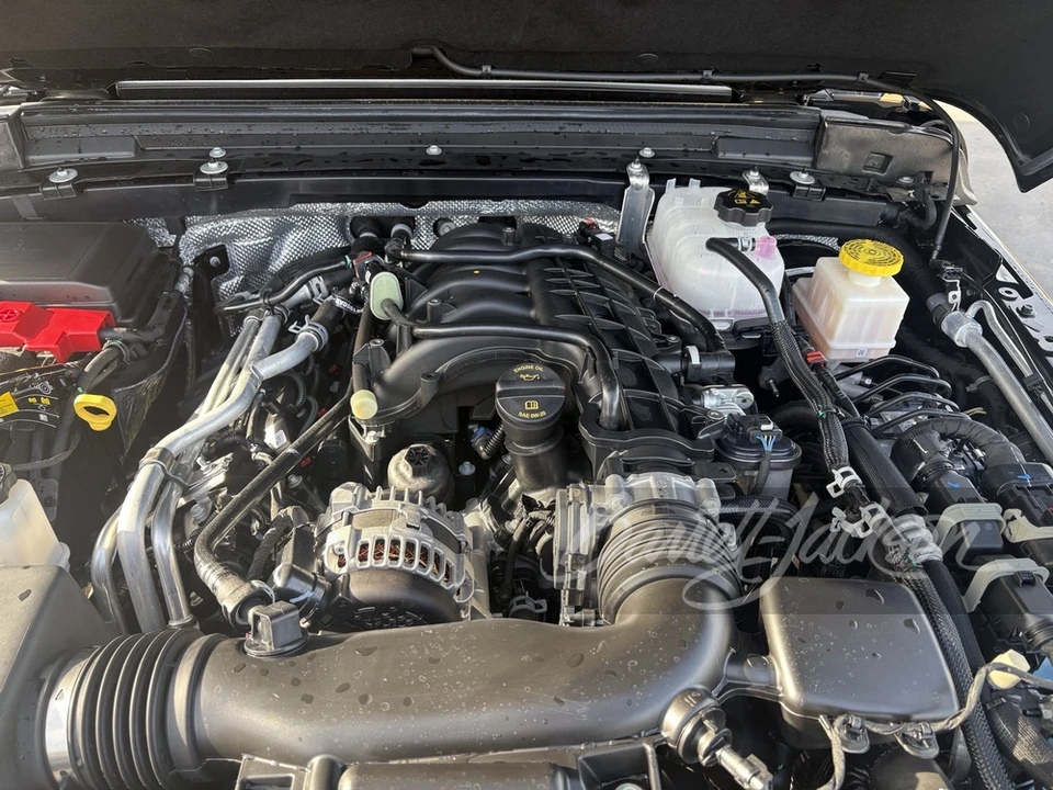 2025 Jeep JT Gladiator - Image 5 of 15