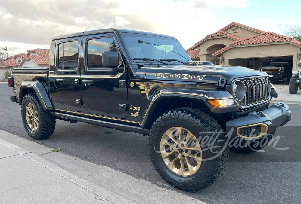 2025 Jeep JT Gladiator - Image 7 of 13