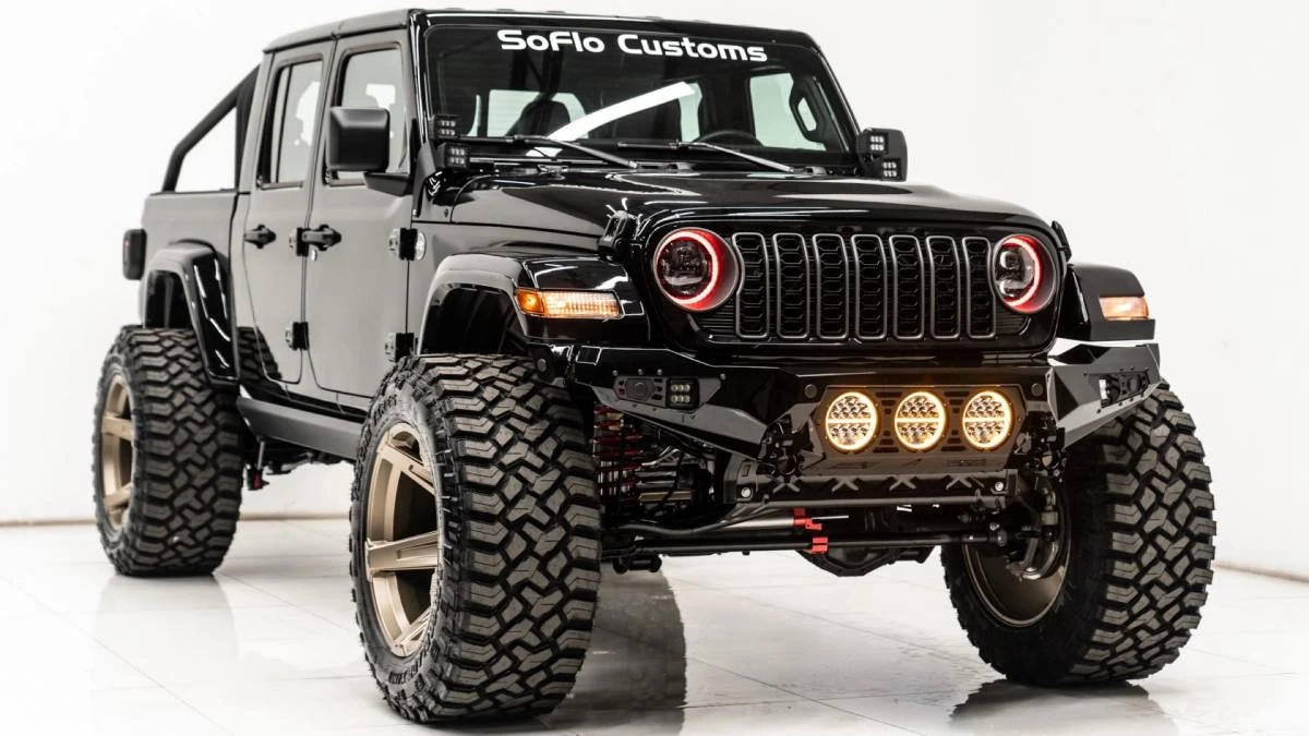 2025 Jeep JT Gladiator - Image 3 of 16