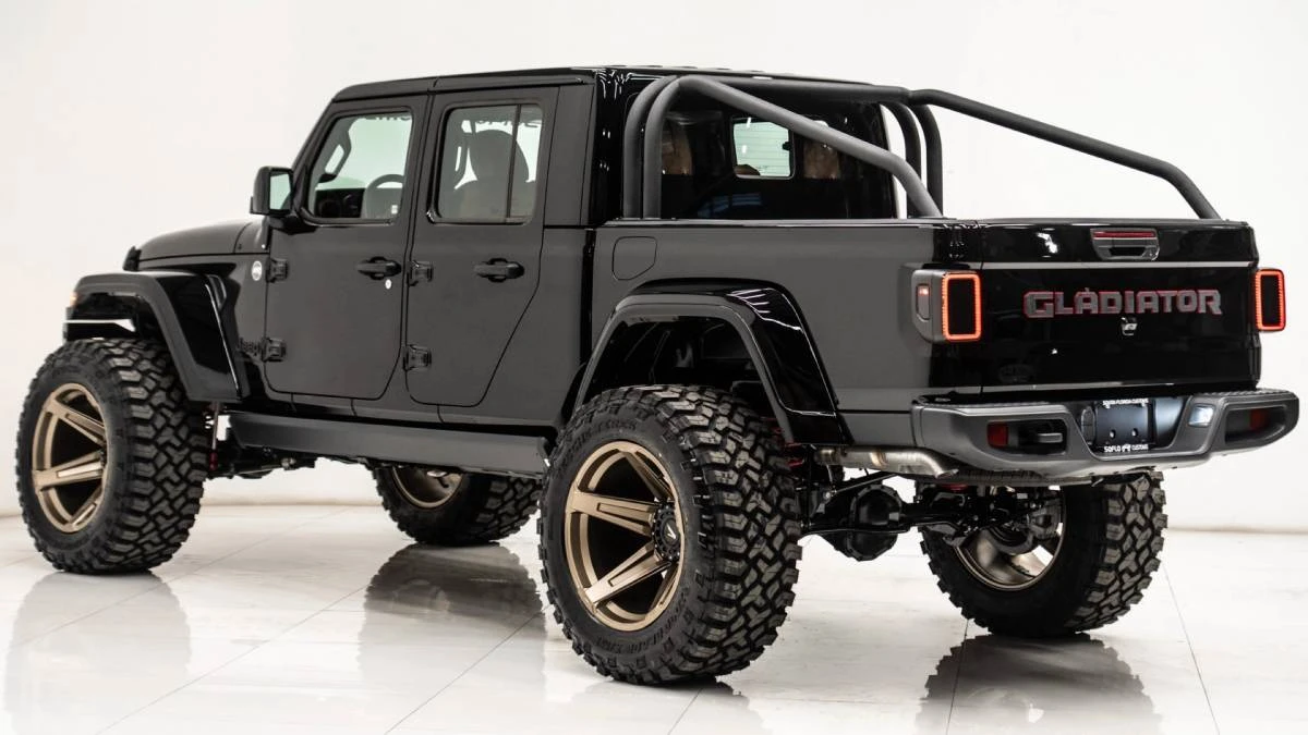 2025 Jeep JT Gladiator - Image 2 of 16