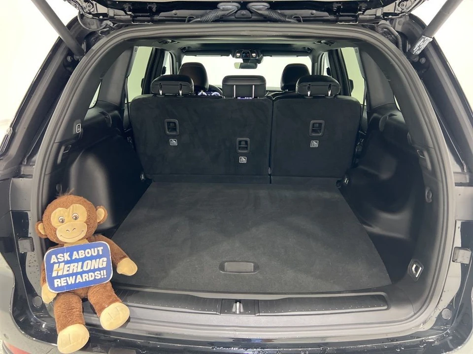 2025 Jeep WL Grand Cherokee - Image 23 of 31
