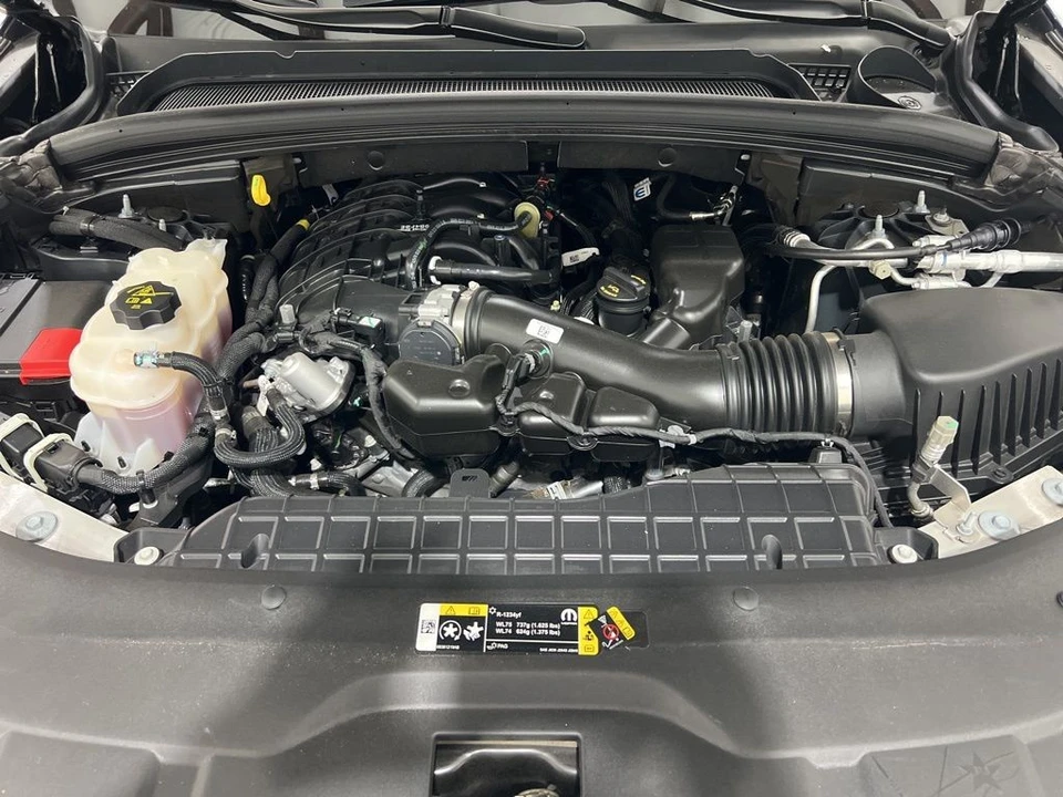 2025 Jeep WL Grand Cherokee - Image 27 of 31