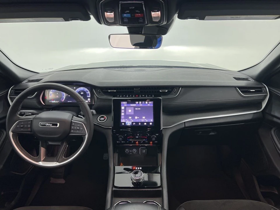2025 Jeep WL Grand Cherokee - Image 18 of 31