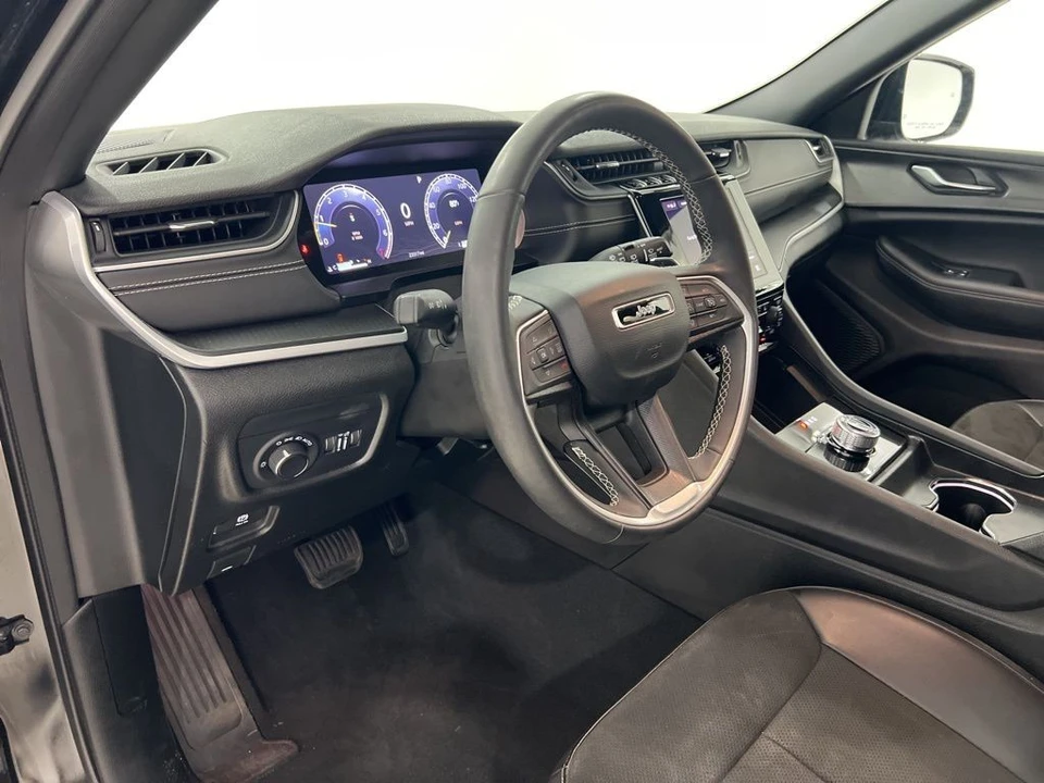 2025 Jeep WL Grand Cherokee - Image 9 of 31