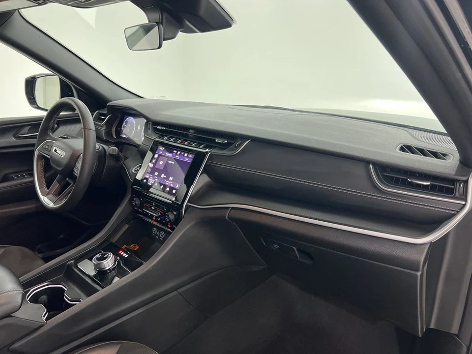 2025 Jeep WL Grand Cherokee - Image 26 of 31