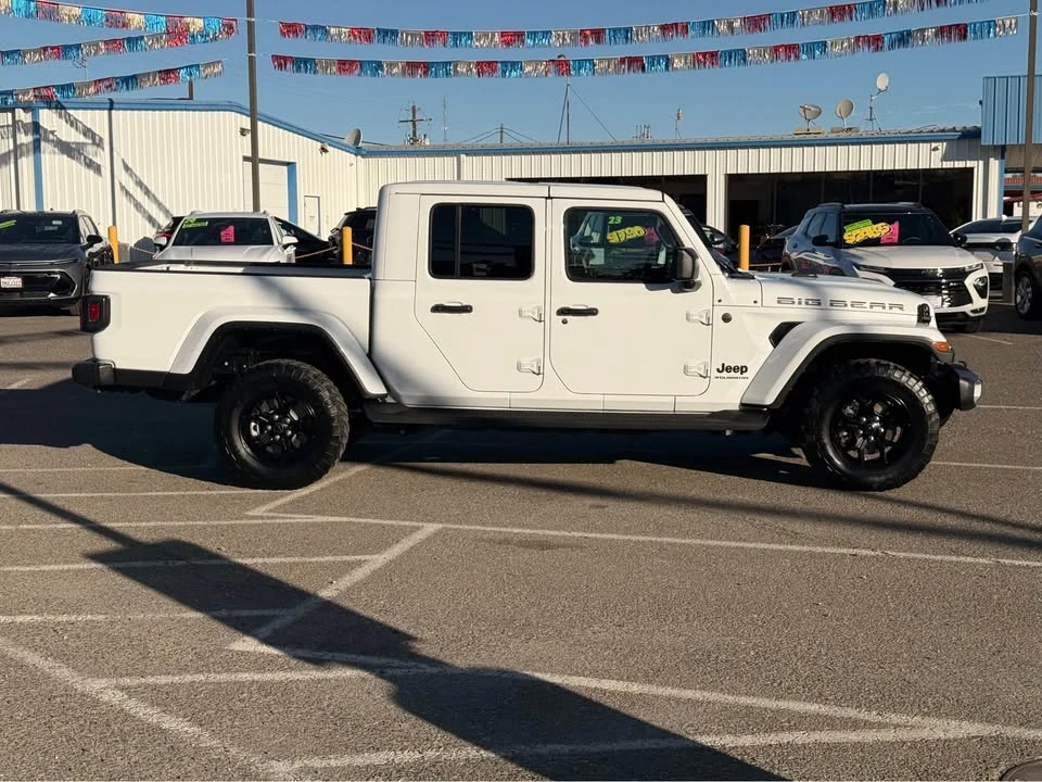 2025 Jeep JT Gladiator - Image 4 of 14