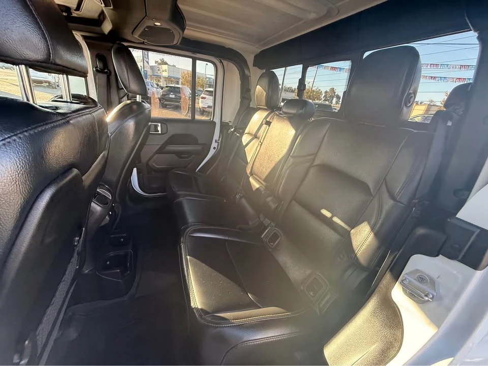 2025 Jeep JT Gladiator - Image 14 of 14