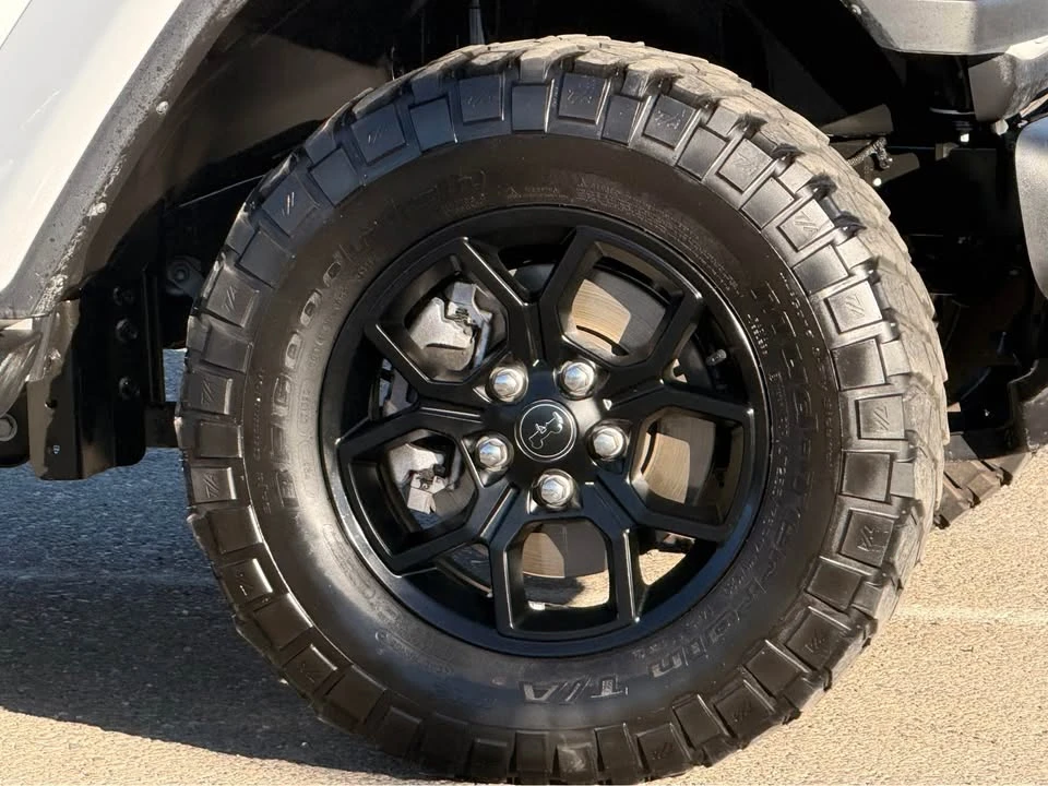 2025 Jeep JT Gladiator - Image 3 of 14