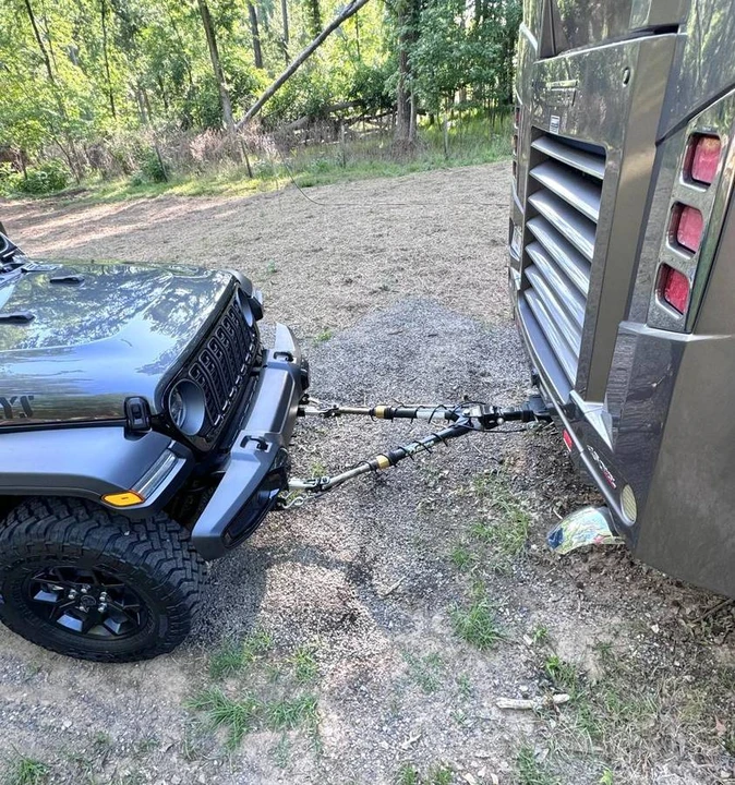 2025 Jeep JL Wrangler - Image 15 of 20