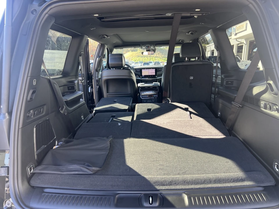 2025 Jeep WS Wagoneer - Image 9 of 21