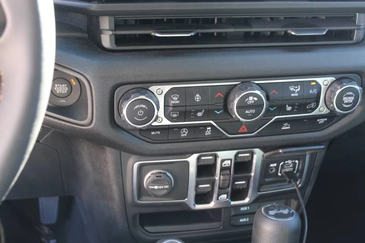 2025 Jeep JL Wrangler - Image 22 of 24