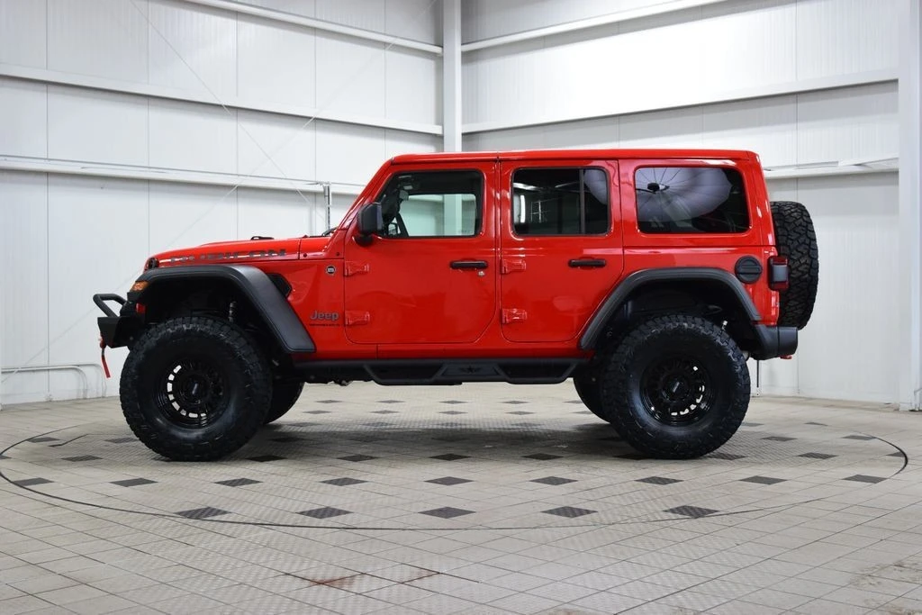 2025 Jeep JL Wrangler - Image 4 of 31