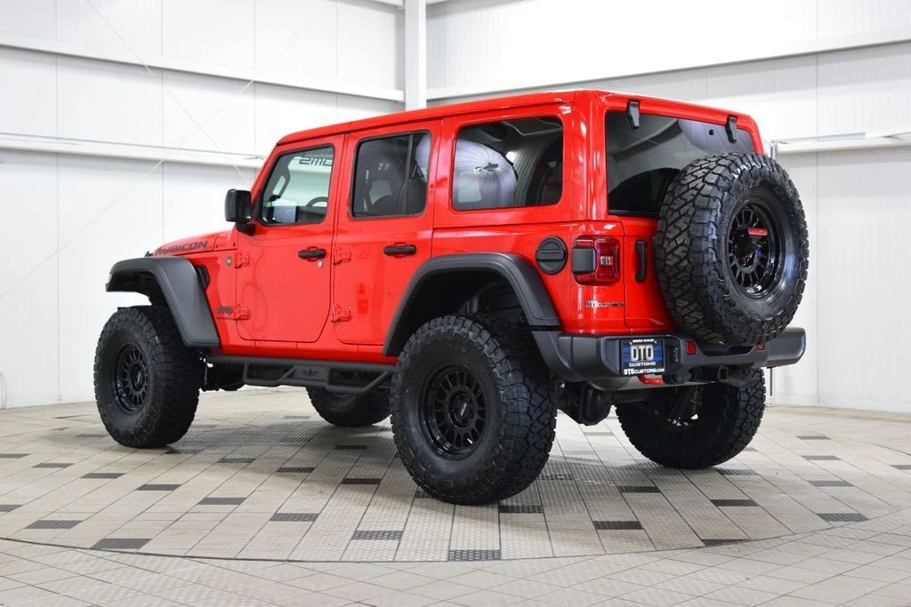 2025 Jeep JL Wrangler - Image 5 of 31