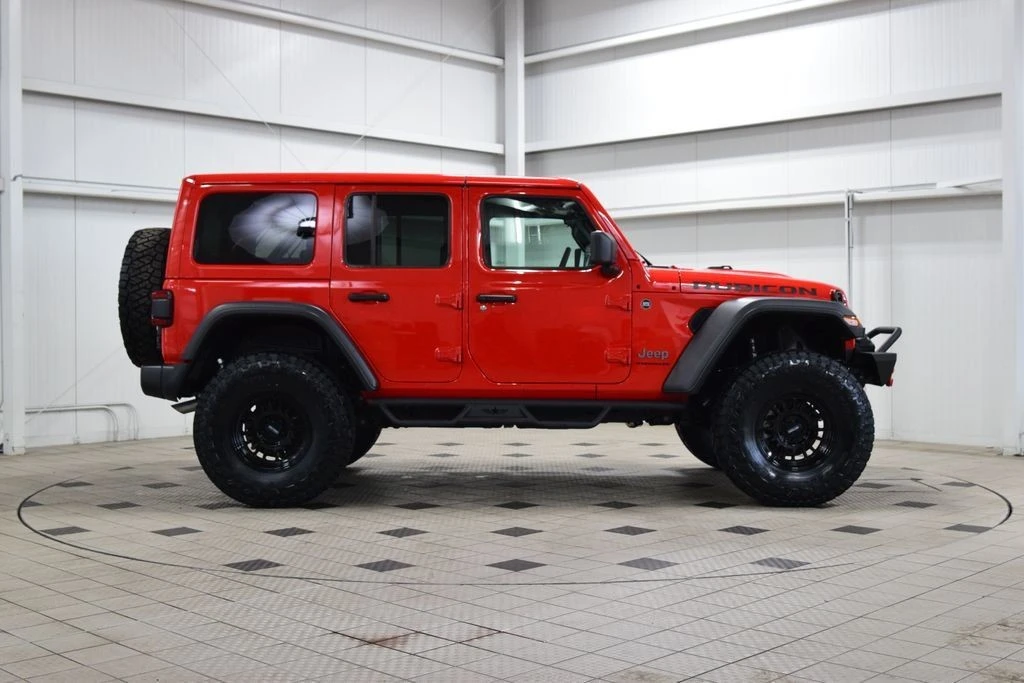 2025 Jeep JL Wrangler - Image 8 of 31