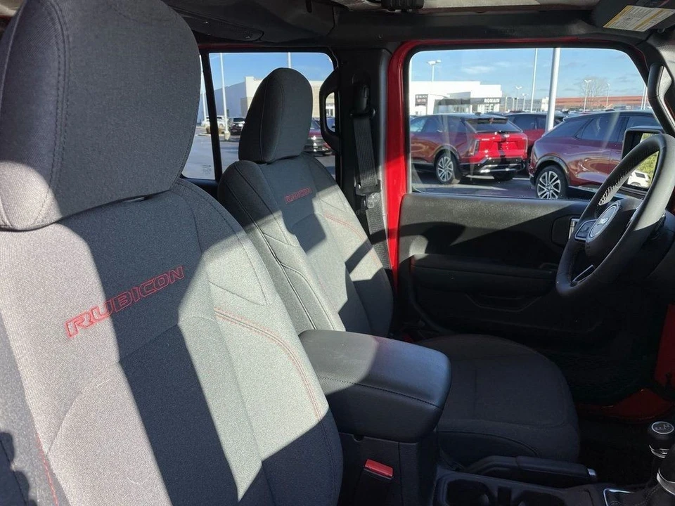 2025 Jeep JL Wrangler - Image 16 of 21
