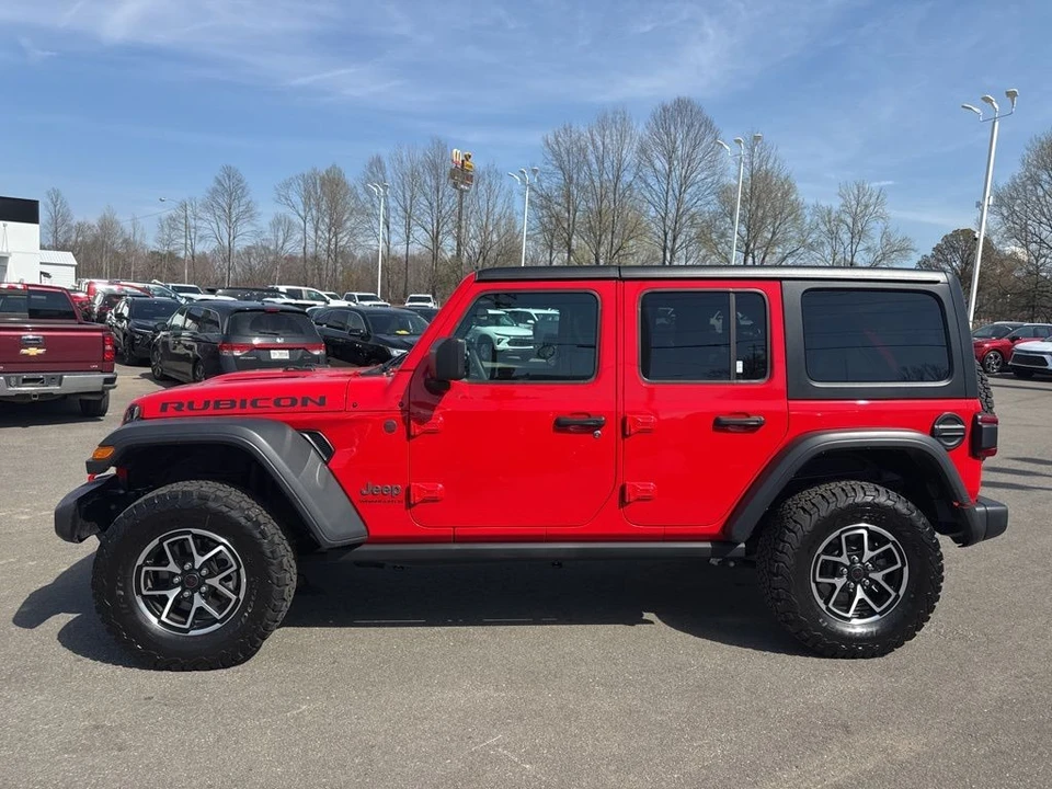 2025 Jeep JL Wrangler - Image 2 of 21
