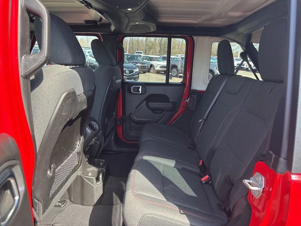 2025 Jeep JL Wrangler - Image 10 of 21