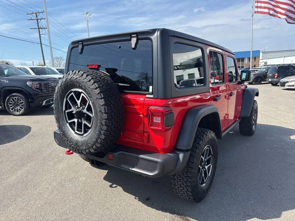 2025 Jeep JL Wrangler - Image 5 of 21