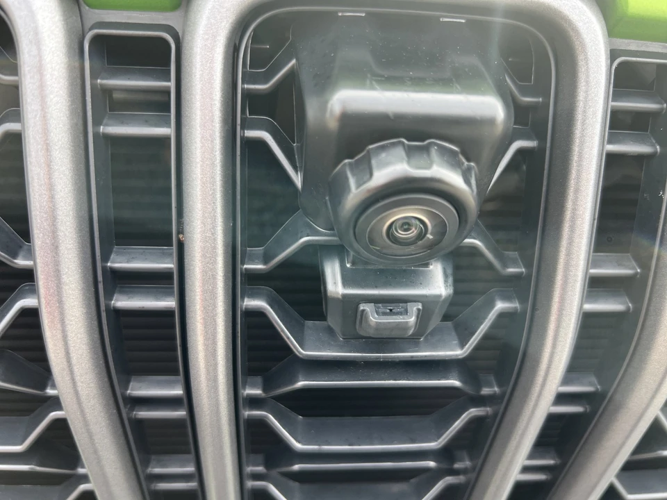 2025 Jeep JL Wrangler - Image 29 of 31