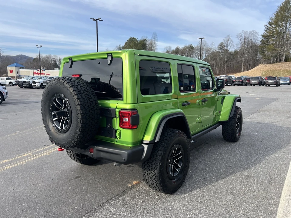 2025 Jeep JL Wrangler - Image 3 of 31