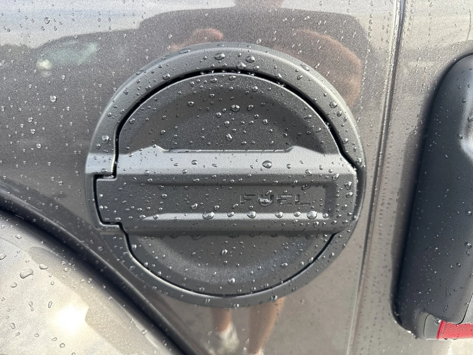 2025 Jeep JL Wrangler - Image 12 of 26