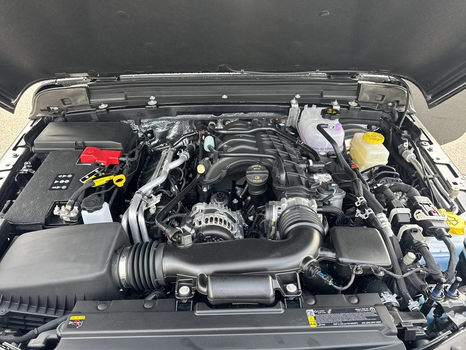 2025 Jeep JL Wrangler - Image 26 of 26