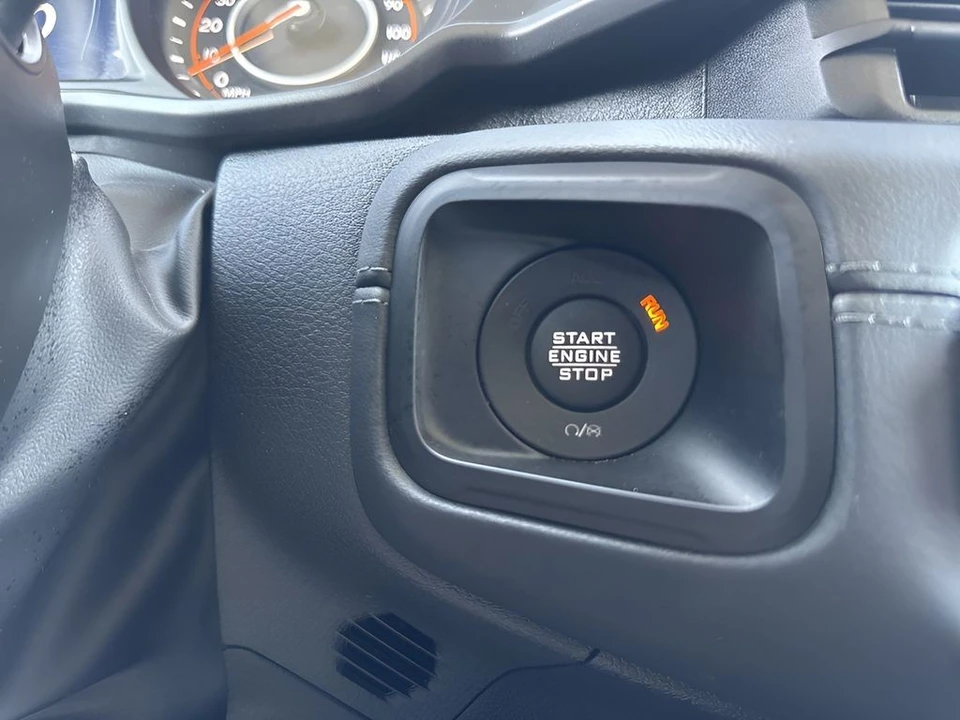 2025 Jeep JL Wrangler - Image 20 of 21